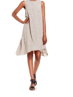 Sleeveless Black and Cream Shift Dress